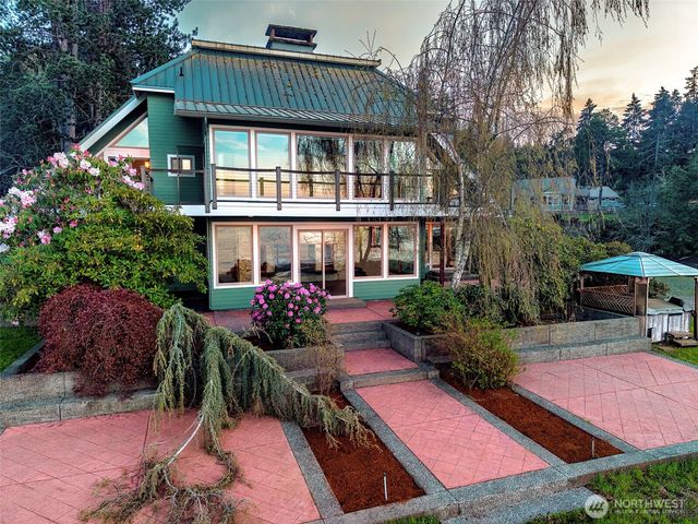 1105 14th Avenue, Fox Island, WA 98333