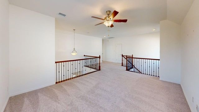 404 Ashby DR, Hutto, TX 78634