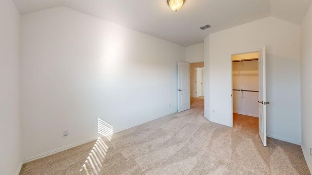 404 Ashby DR, Hutto, TX 78634