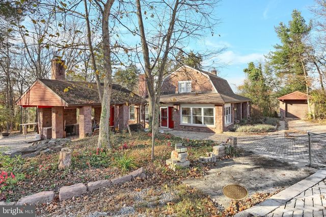 6691 HARMONY GROVE RD, Dover, PA 17315