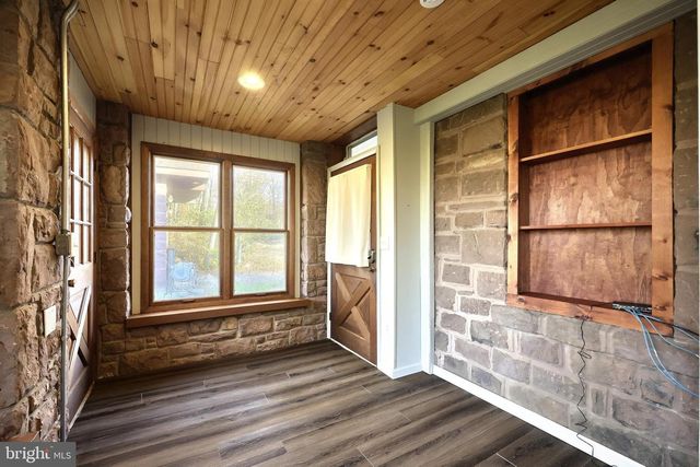 6691 HARMONY GROVE RD, Dover, PA 17315