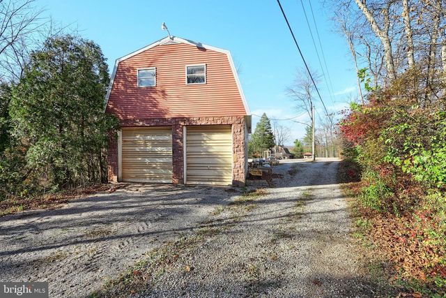 6691 HARMONY GROVE RD, Dover, PA 17315