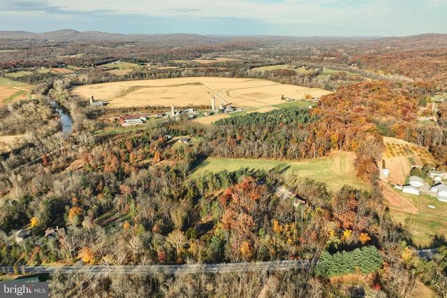 6691 HARMONY GROVE RD, Dover, PA 17315