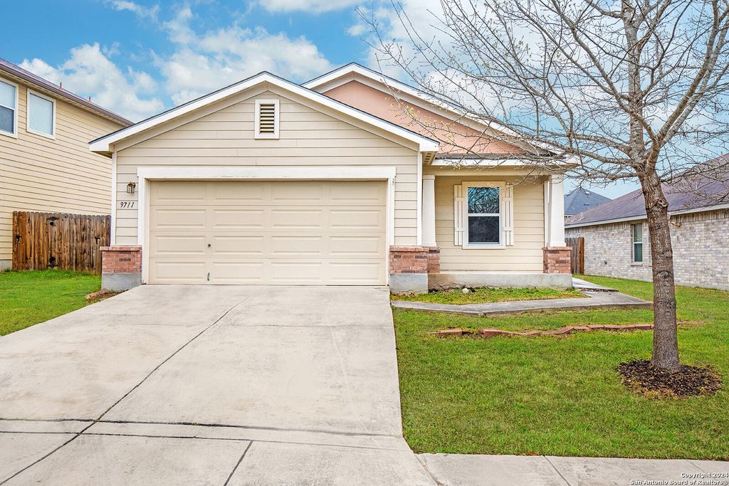 9711 COPPER ROCK, Converse, TX 78109