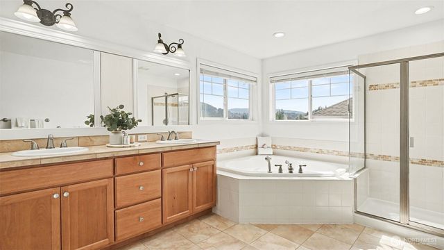 36113 SE Turnberry Street, Snoqualmie, WA 98065