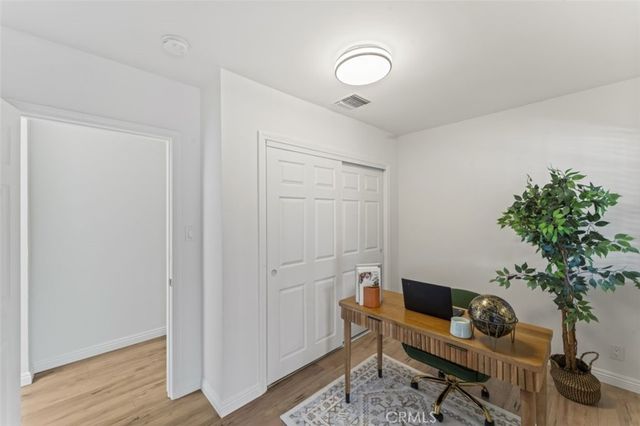 17008 Hartland St, Lake Balboa, CA 91406