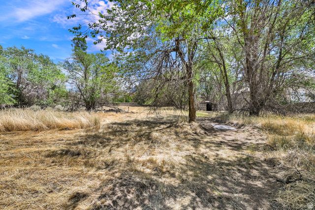 10717 S 1225 E, Sandy, UT 84094