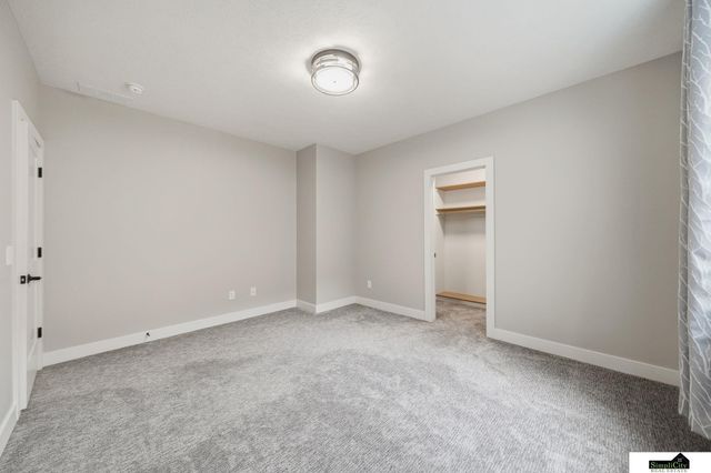 6141 S 97th Street, Lincoln, NE 68526