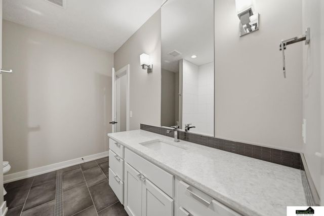 6141 S 97th Street, Lincoln, NE 68526