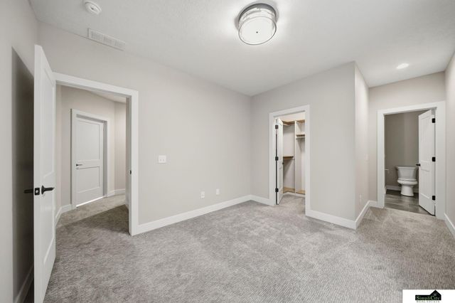 6141 S 97th Street, Lincoln, NE 68526