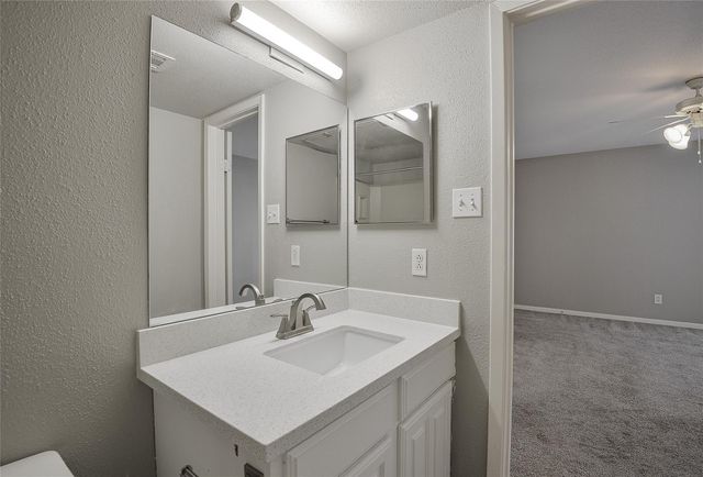 12955 Woodforest Boulevard 54, Houston, TX 77015