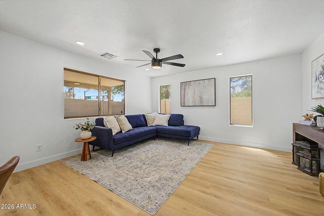 302 N 166TH Lane, Goodyear, AZ 85338