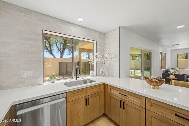 302 N 166TH Lane, Goodyear, AZ 85338
