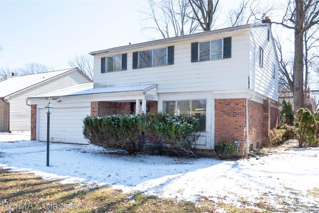 16083 Kirkshire Avenue, Beverly Hills Village, MI 48025