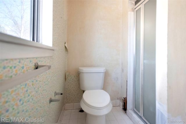 16083 Kirkshire Avenue, Beverly Hills Village, MI 48025