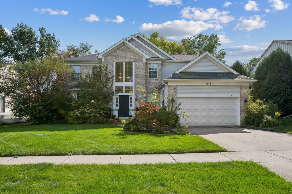 915 Charlton Road, Lake Villa, IL 60046