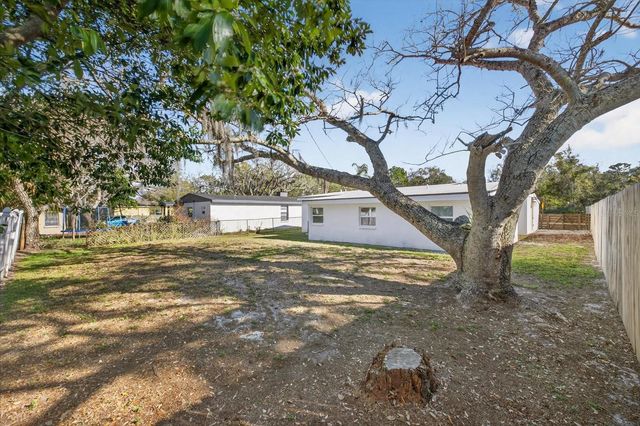 2175 20TH AVENUE SW, Largo, FL 33774