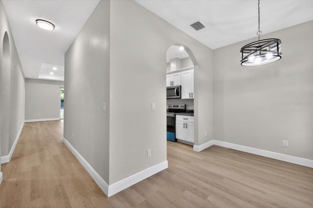 2175 20TH AVENUE SW, Largo, FL 33774