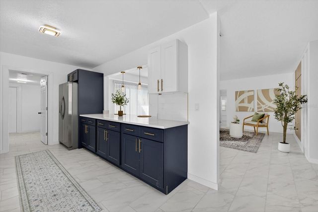 2175 20TH AVENUE SW, Largo, FL 33774