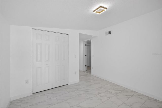 2175 20TH AVENUE SW, Largo, FL 33774