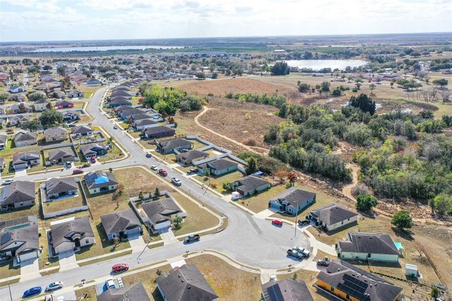 414 MILES BOULEVARD, Dundee, FL 33838