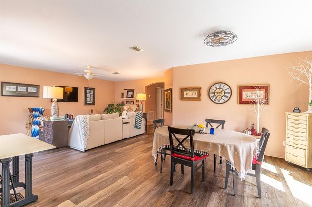 414 MILES BOULEVARD, Dundee, FL 33838