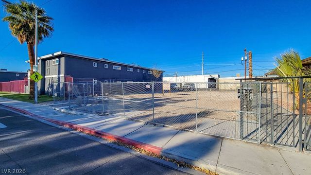 2300 Tam Drive, Las Vegas, NV 89102