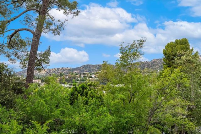 468 Sycamore Gln, Pasadena, CA 91105