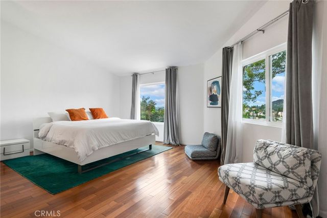 468 Sycamore Gln, Pasadena, CA 91105