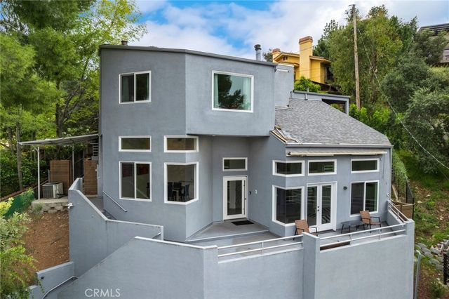 468 Sycamore Gln, Pasadena, CA 91105