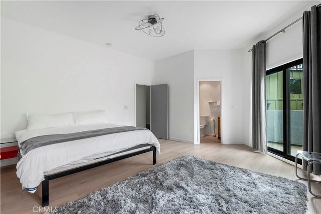 468 Sycamore Gln, Pasadena, CA 91105