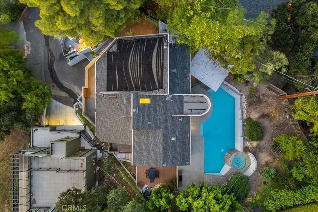468 Sycamore Gln, Pasadena, CA 91105