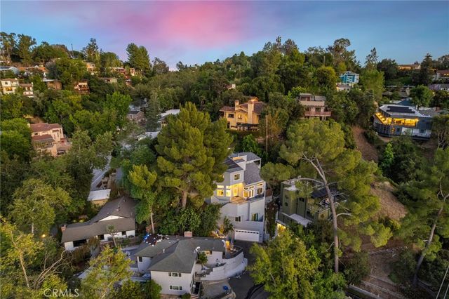 468 Sycamore Gln, Pasadena, CA 91105