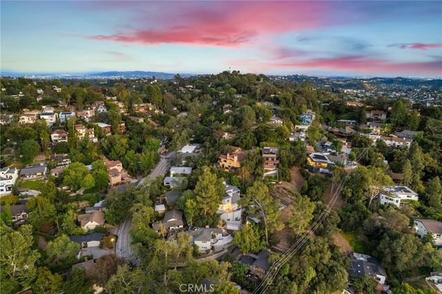 468 Sycamore Gln, Pasadena, CA 91105