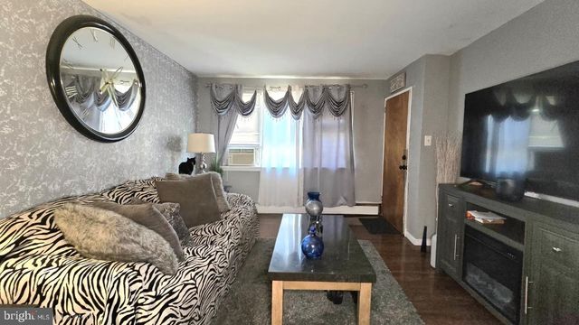 234-38 W ROOSEVELT BLVD, Philadelphia, PA 19120