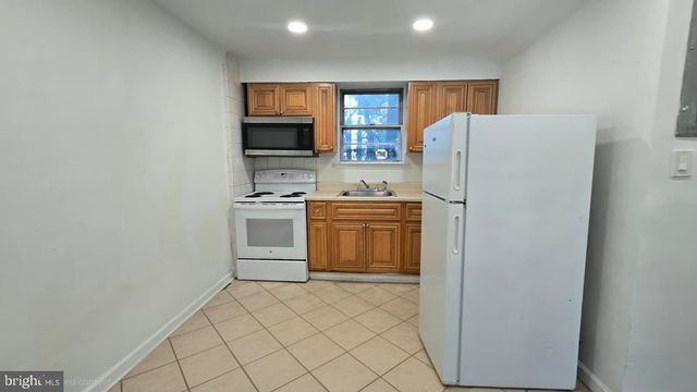 234-38 W ROOSEVELT BLVD, Philadelphia, PA 19120