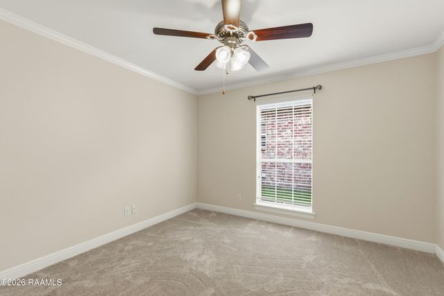 207 Kings Landing Square, Lafayette, LA 70508