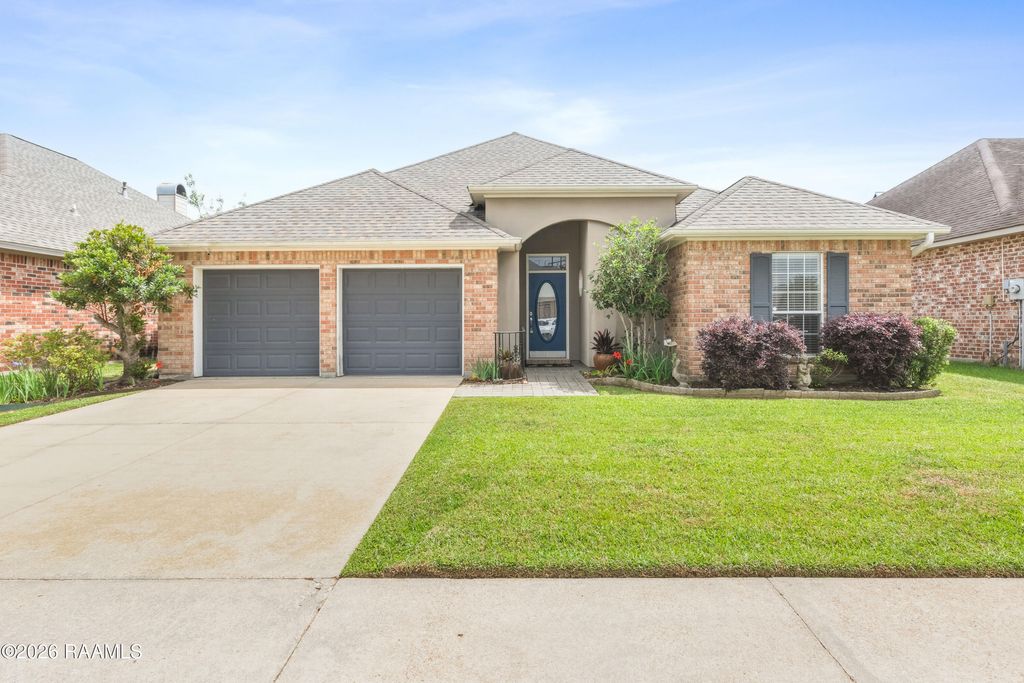 207 Kings Landing Square, Lafayette, LA 70508