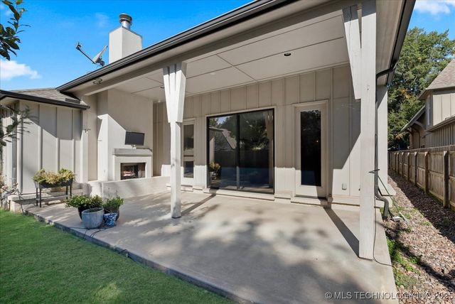 1426 E 37th Place, Tulsa, OK 74105