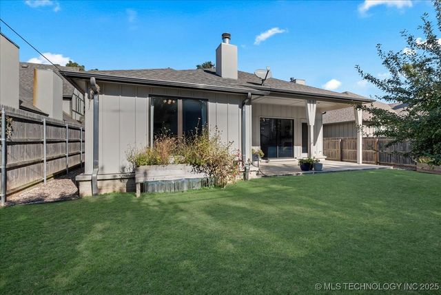 1426 E 37th Place, Tulsa, OK 74105