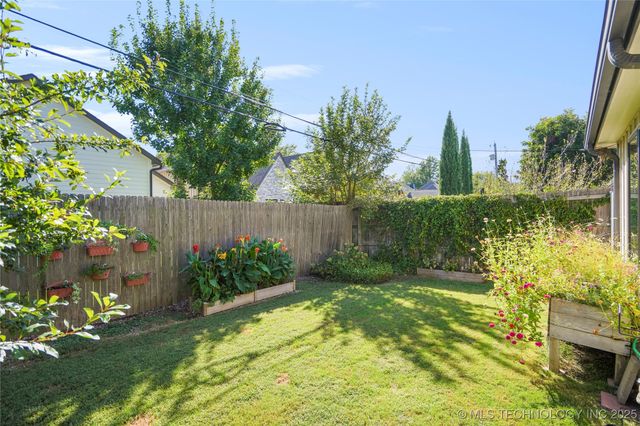 1426 E 37th Place, Tulsa, OK 74105