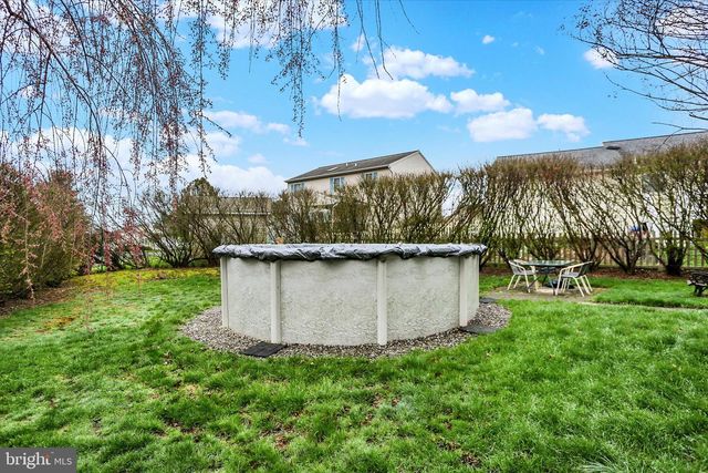 65 PINE RIDGE CIR, Enola, PA 17025