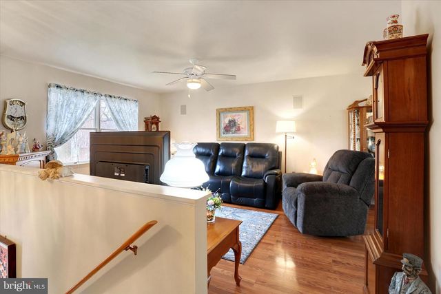 65 PINE RIDGE CIR, Enola, PA 17025