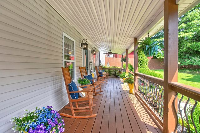 1851 Jordan Rd, Chapmansboro, TN 37035