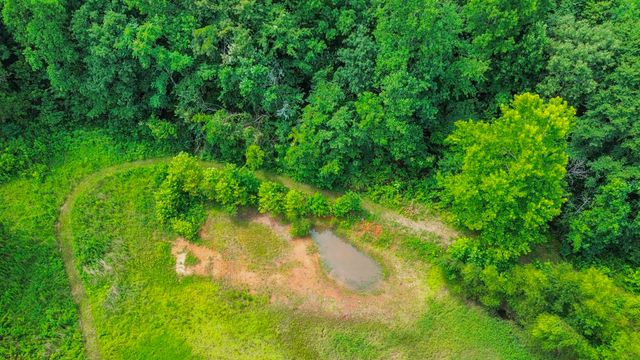 1851 Jordan Rd, Chapmansboro, TN 37035