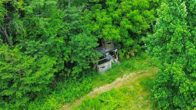 1851 Jordan Rd, Chapmansboro, TN 37035