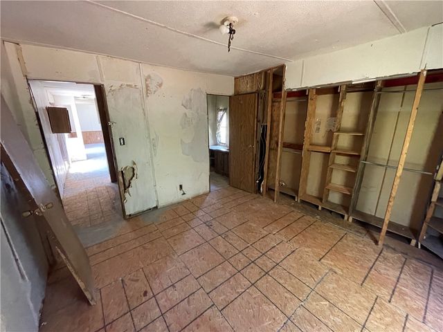 607 W 7th Street, Plainview, AR 72857