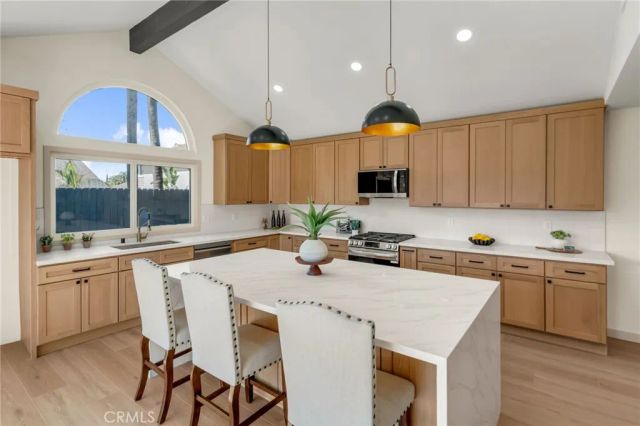 1125 Dover Way, Placentia, CA 92870