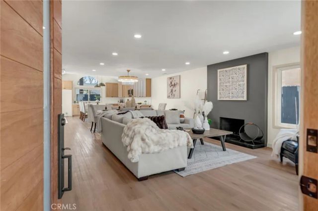 1125 Dover Way, Placentia, CA 92870