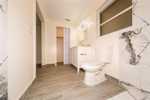 4330 Deleon ST, Fort Myers, FL 33901